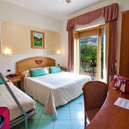 Hotel Savoia Σορέντο Εξωτερικό φωτογραφία