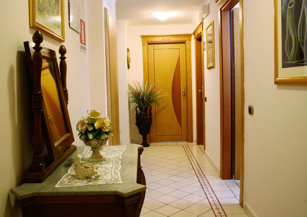 Hotel Savoia Σορέντο Εξωτερικό φωτογραφία