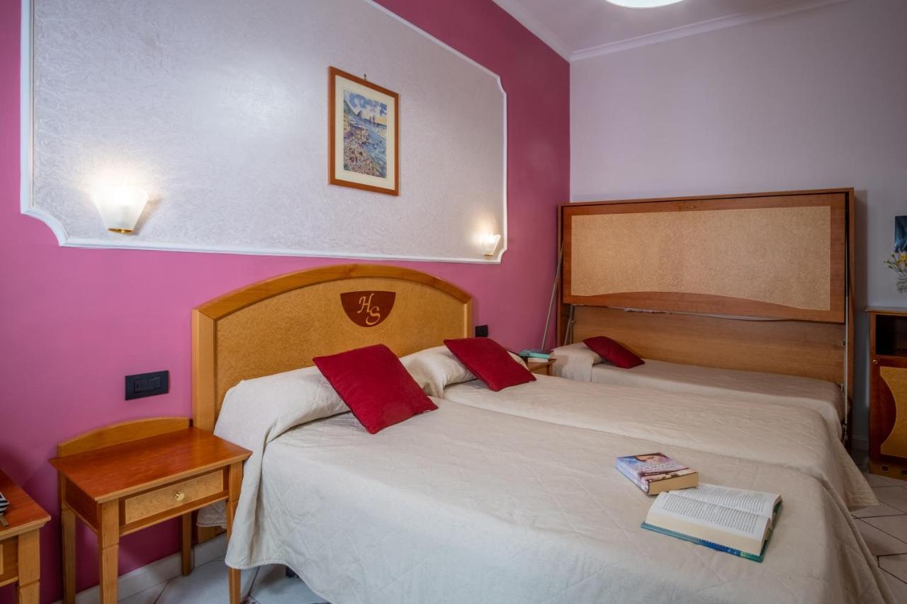 Hotel Savoia Σορέντο Εξωτερικό φωτογραφία